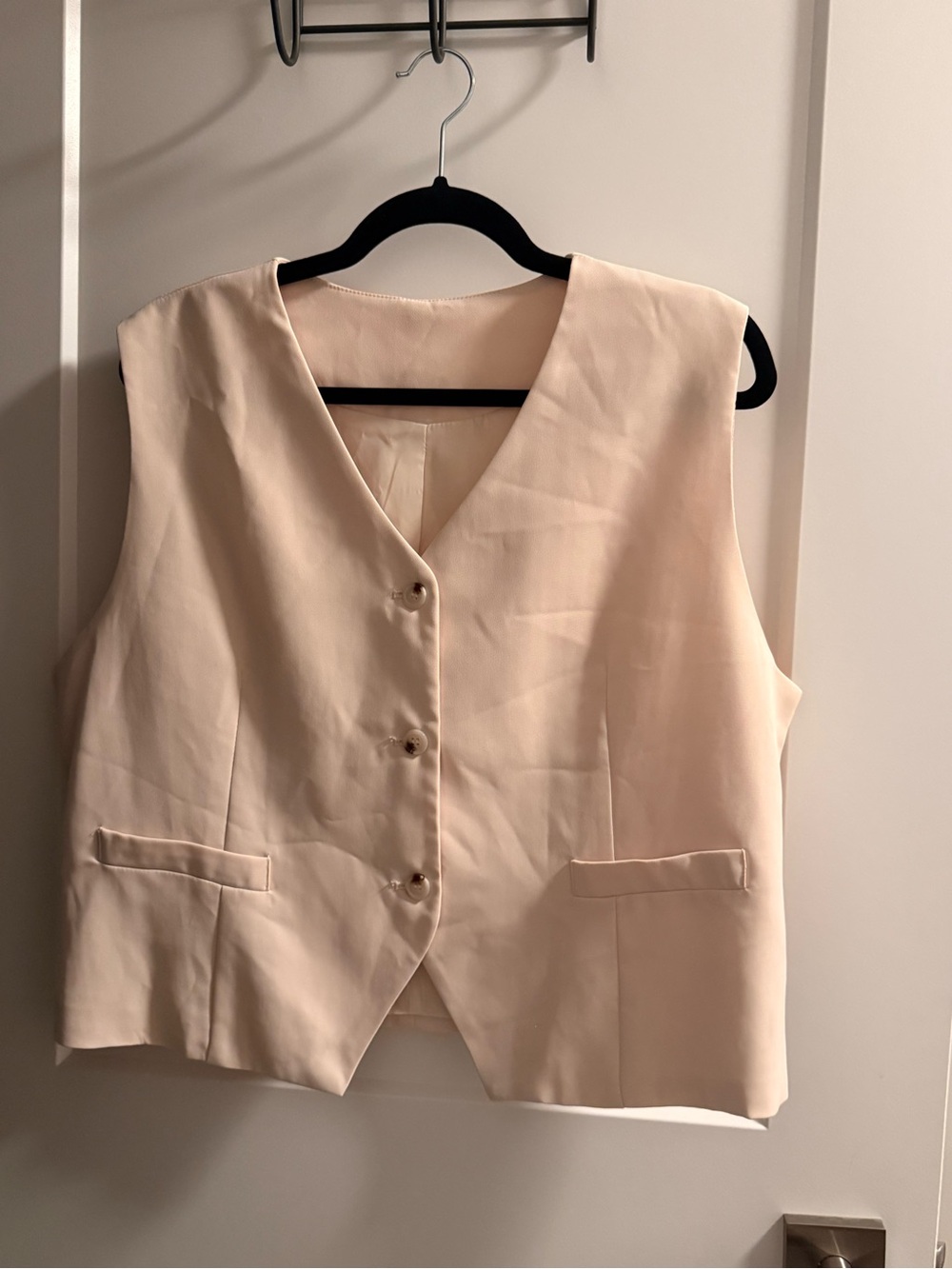 Classic Women's Cream Button-Front Vest